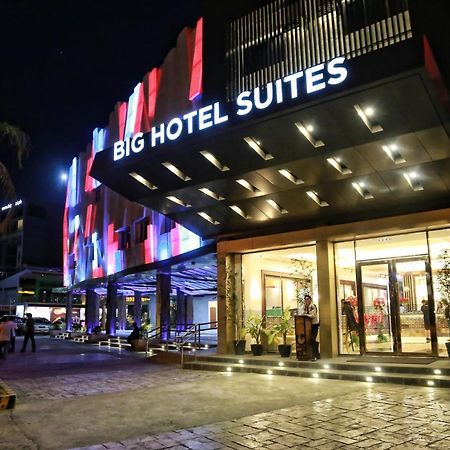 Big Hotel Suites Мандауе-Сіті Номер фото